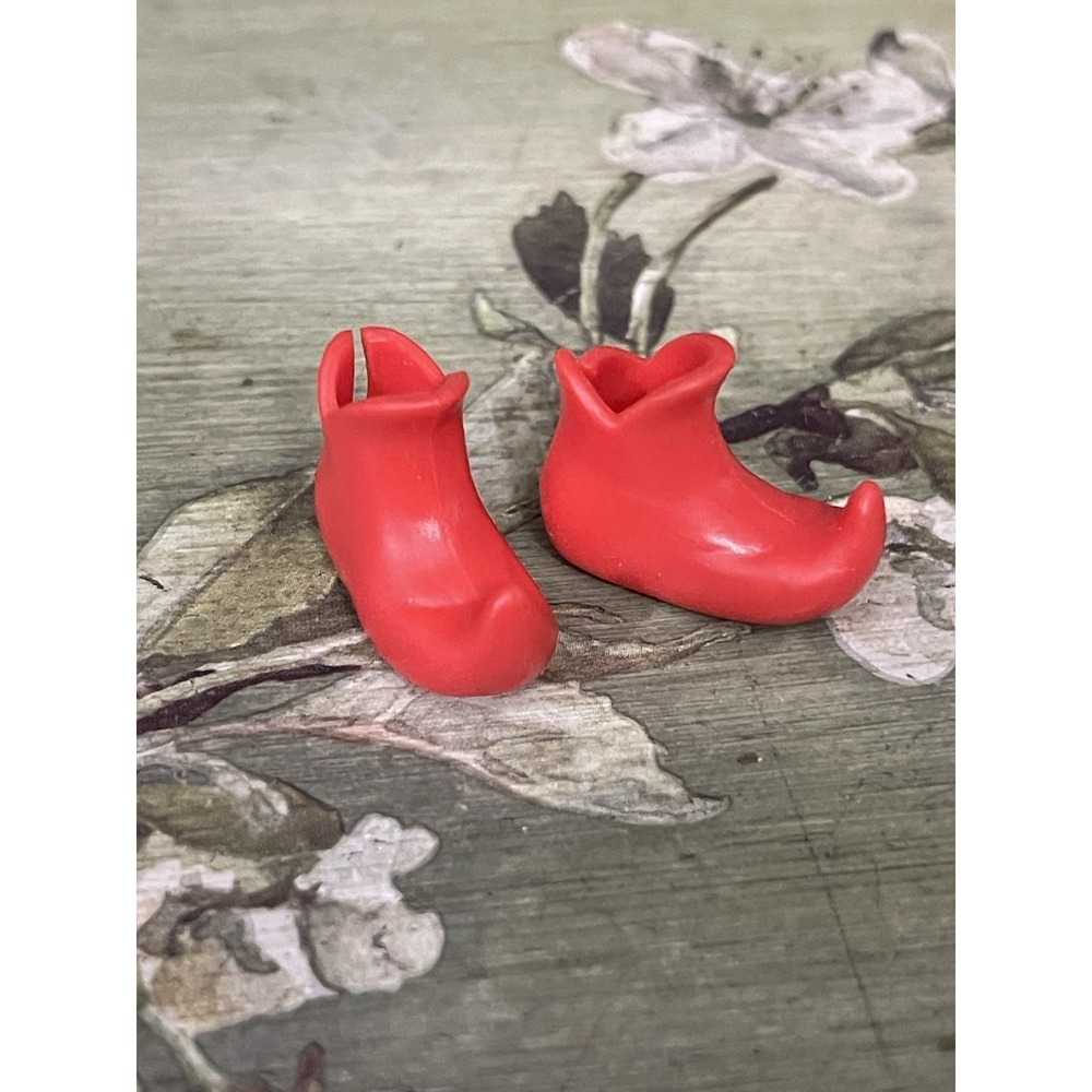 BARBIE CHELSEA BOOTIES ELF RED POINTED TOE CHRISTMAS 2014 HOLIDAY DOLL SHOES